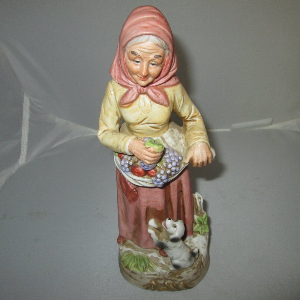 5/$30 Vintage Homco Figurine Old Lady/ Woman with Fruit Basket and Dog 1…
